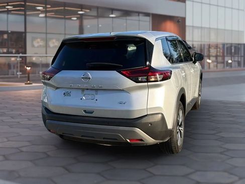 Used 2021 Nissan Rogue SV FWD image 10
