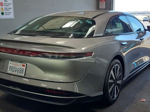 Used 2025 Lucid Air Pure RWD image 3