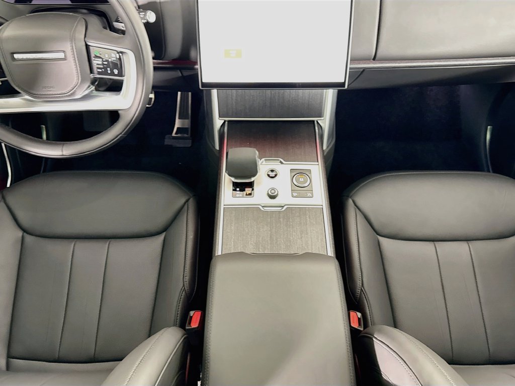 New 2027 Land Rover Range Rover SE AWD/4WD image 17