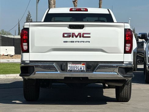 Used 2023 GMC Sierra 1500 Pro w/ Convenience Package image 5