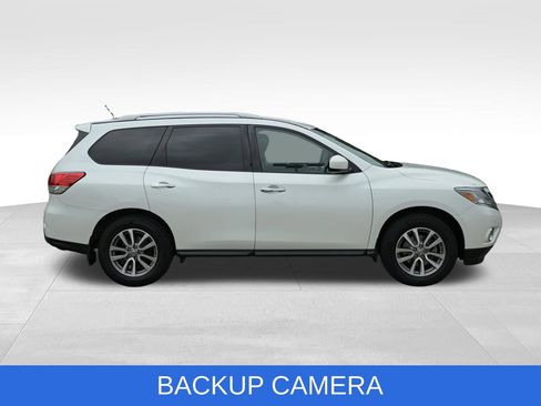 Used 2015 Nissan Pathfinder SV FWD image 15