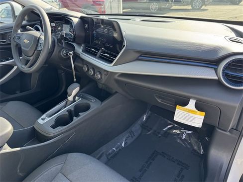 New 2026 Chevrolet Trax LS w/ LS Convenience Package image 6