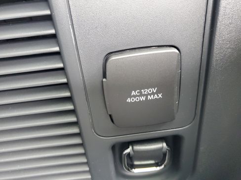 New 2026 Lincoln Navigator Reserve AWD/4WD image 33
