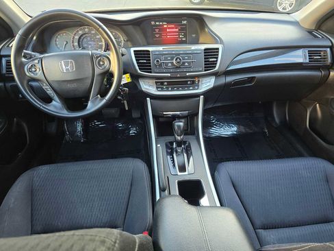 Used 2015 Honda Accord Sport image 18