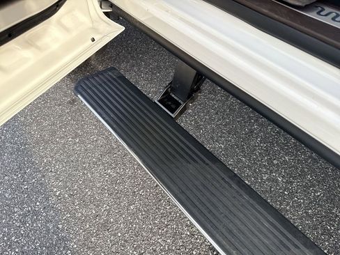 Used 2025 Ford F250 King Ranch w/ Chrome Package image 17