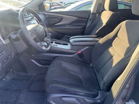 Used 2023 Nissan Murano S image 25