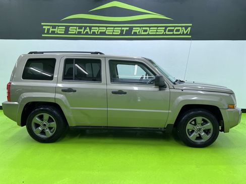 Used 2008 Jeep Patriot Sport FWD image 11