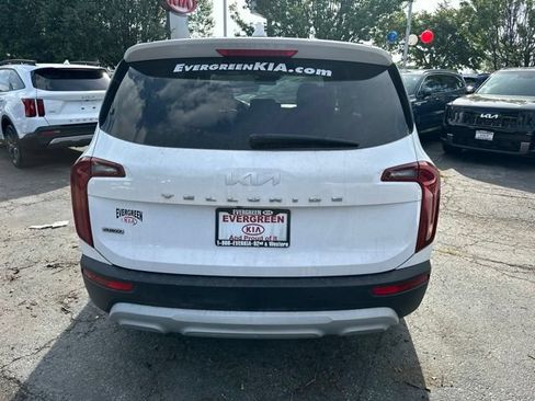 Used 2022 Kia Telluride LX AWD/4WD image 5