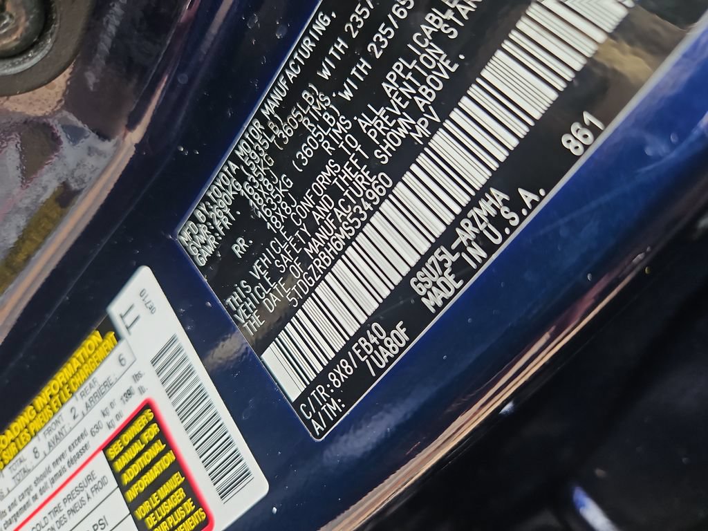 Used 2021 Toyota Highlander XLE AWD/4WD image 14
