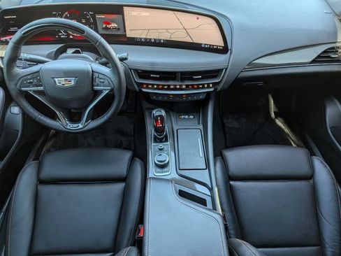 Used 2026 Cadillac CT5 V w/ Technology Package RWD image 16