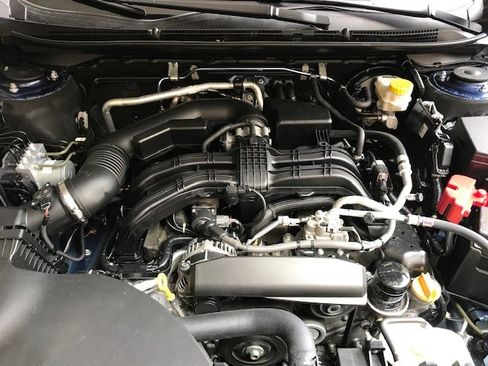 Used 2023 Subaru Outback Premium AWD/4WD image 10