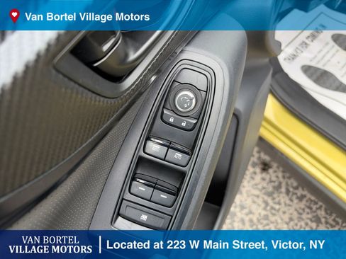 Used 2023 Subaru Crosstrek 2.5i Sport AWD/4WD image 11