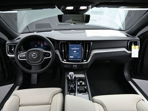New 2026 Volvo V60 B5 Cross Country Ultra w/ Protection Package Premier AWD/4WD image 21