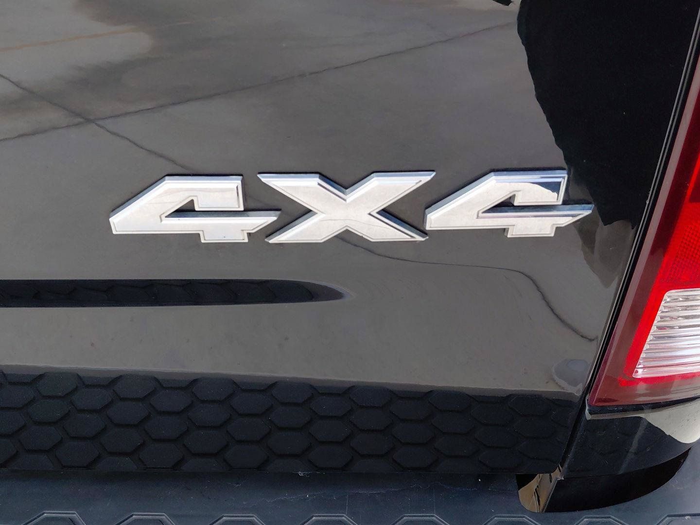 Used 2019 RAM 1500 Big Horn AWD/4WD image 18