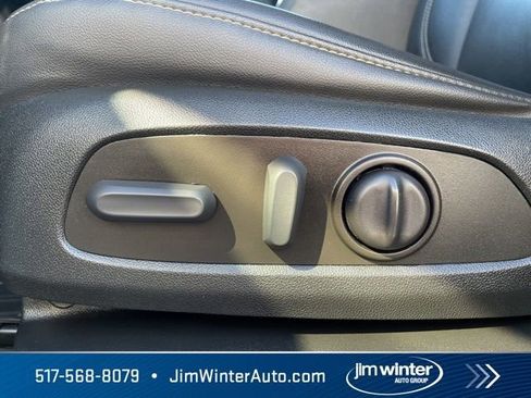 Used 2023 Chevrolet Traverse LT w/ LPO, Floor Liner Package AWD/4WD image 23