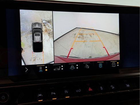 Certified 2022 Chevrolet Silverado 1500 LTZ image 25