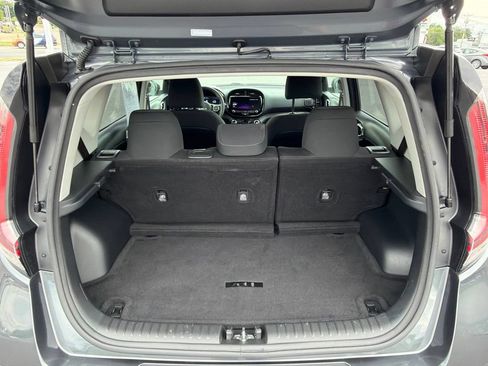 Used 2024 Kia Soul EX FWD image 17