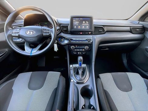 Used 2019 Hyundai Veloster 2.0 FWD image 7