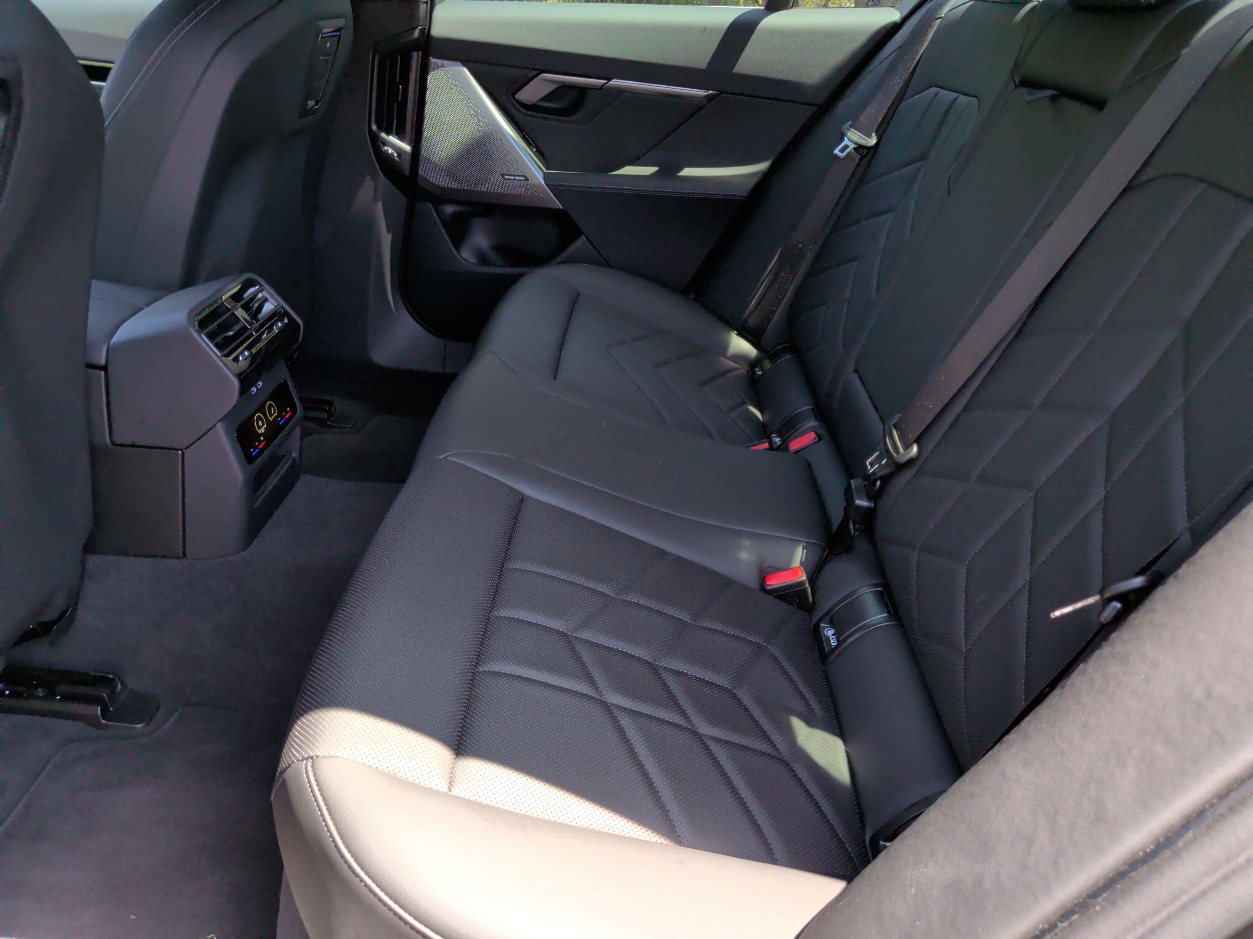 Certified 2026 BMW 530i w/ Convenience Package RWD image 38