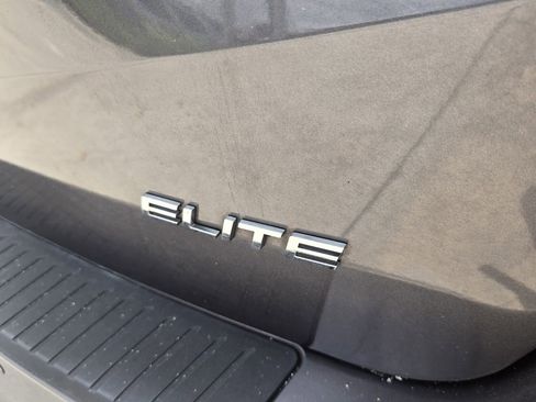 Used 2018 Honda Odyssey Elite image 12
