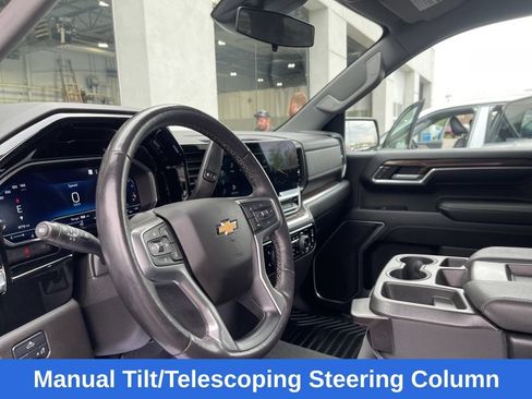 Used 2022 Chevrolet Silverado 1500 LT AWD/4WD image 13