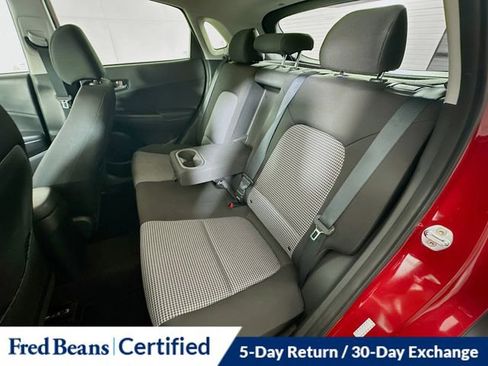 Used 2018 Hyundai Kona SEL w/ SEL Tech Package 02 image 25