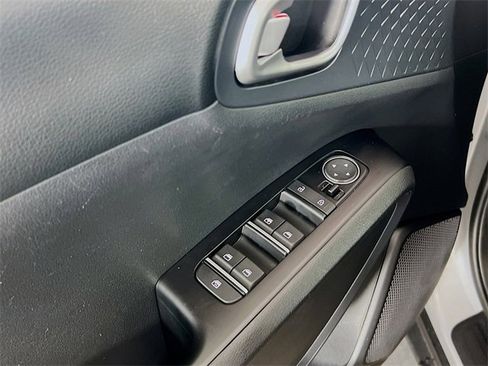 Used 2020 Kia Soul EX image 18