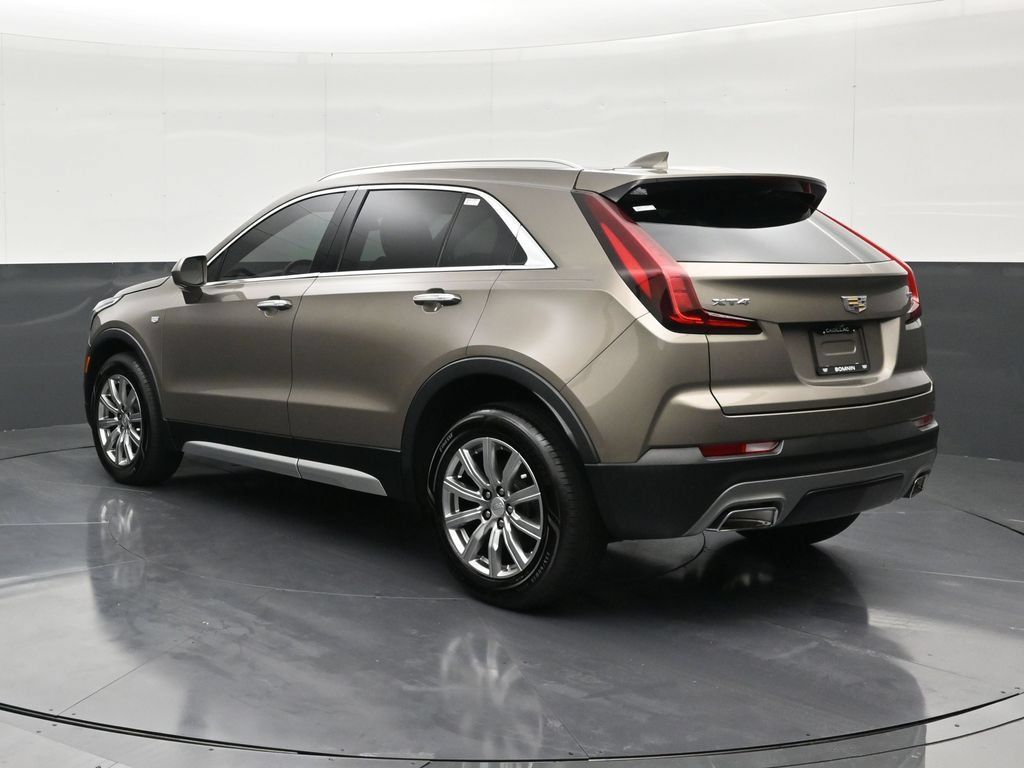 Used 2020 Cadillac XT4 Premium Luxury FWD image 3