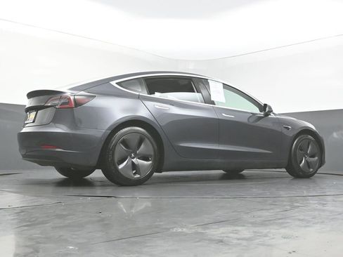 Used 2018 Tesla Model 3 Long Range image 45