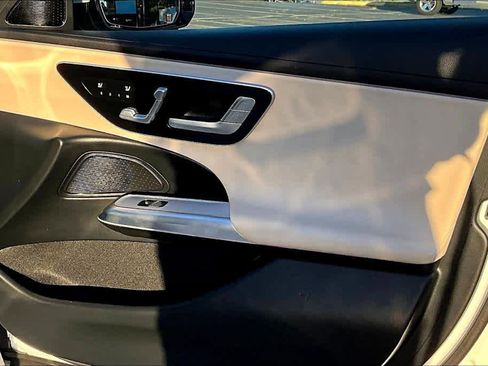 Certified 2025 Mercedes-Benz E 350 4MATIC Sedan image 31