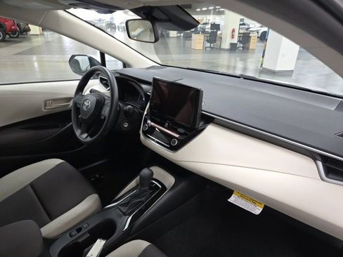New 2026 Toyota Corolla LE image 9