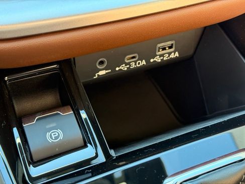 New 2025 Subaru Outback Touring image 17
