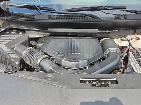 Certified 2025 Buick Enclave Preferred FWD image 31
