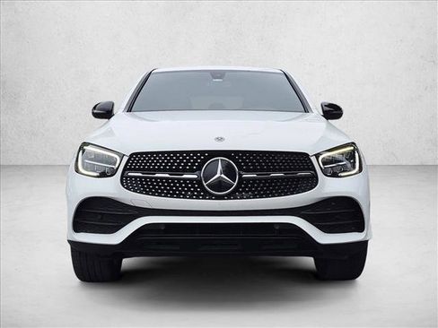 Used 2020 Mercedes-Benz GLC 300 4MATIC Coupe image 2
