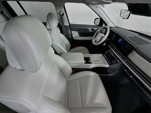 Used 2025 Hyundai Santa Fe SEL image 27