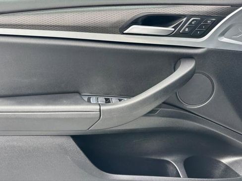 Used 2024 BMW X4 xDrive30i w/ M Sport Package image 10