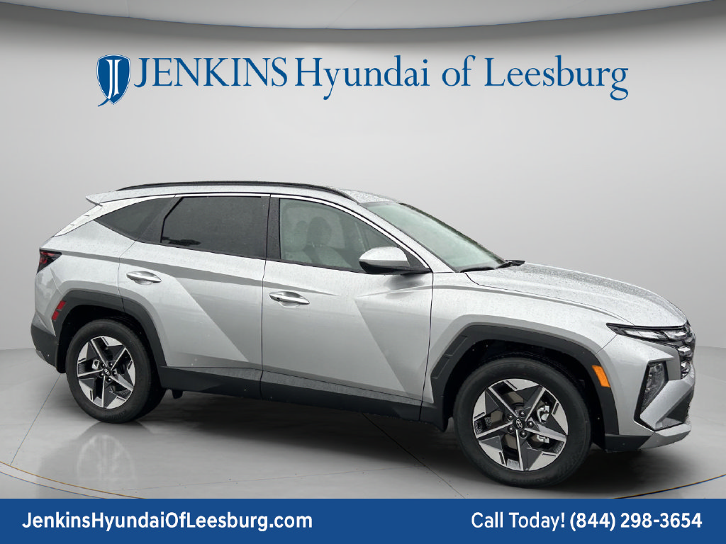 Used 2025 Hyundai Tucson SEL FWD image 2