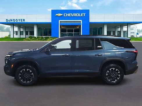 New 2026 Chevrolet Traverse Z71 w/ Driver Confidence Package image 9