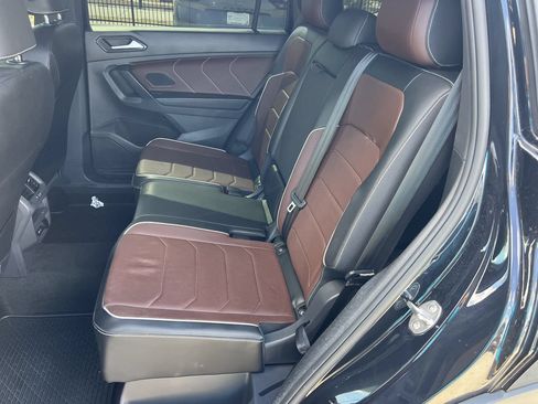 Used 2024 Volkswagen Tiguan SEL R-Line AWD/4WD image 11