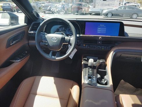 New 2026 Toyota Crown Signia AWD/4WD image 9