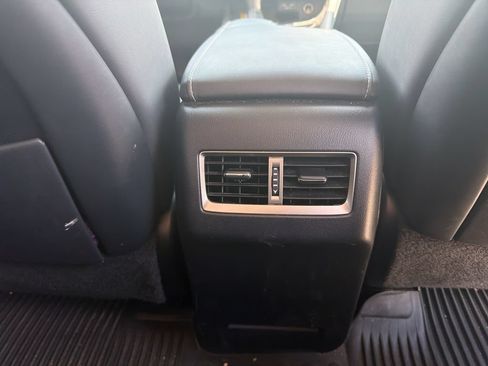Used 2022 Lexus RX 350L Luxury w/ Accessory Package (Z1) FWD image 18