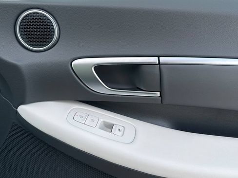 New 2026 Hyundai Sonata SEL FWD image 17