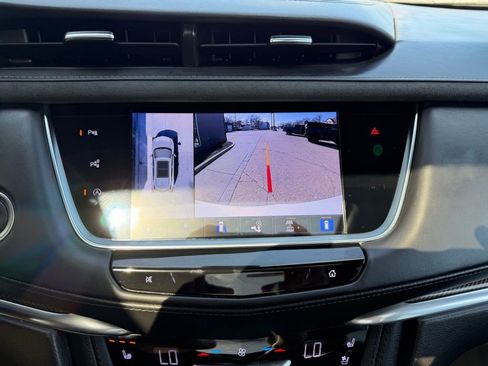 Used 2022 Cadillac XT5 Premium Luxury w/ Platinum Package AWD/4WD image 18