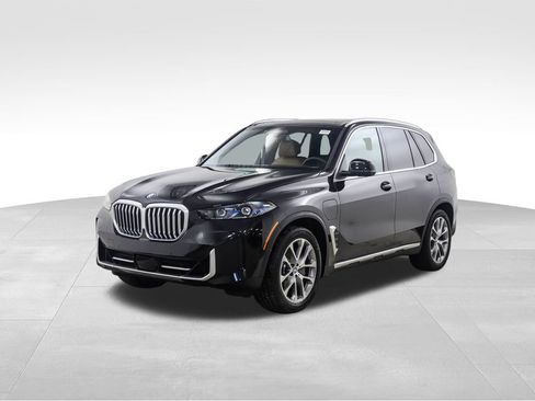 New 2026 BMW X5 xDrive50e image 1