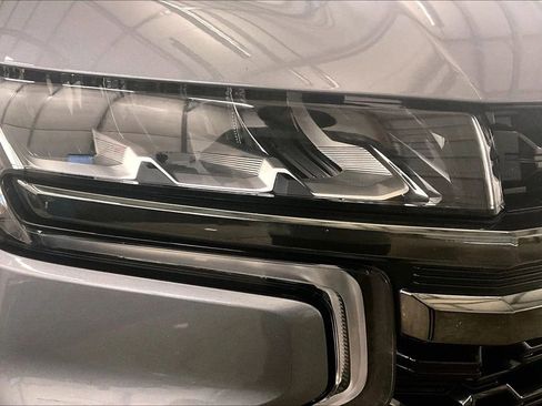 Used 2021 Chevrolet Tahoe Z71 image 28