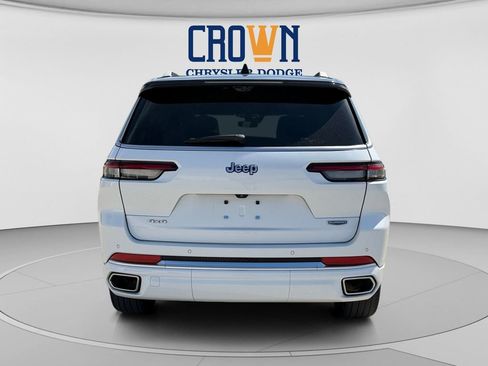 Used 2023 Jeep Grand Cherokee L Summit AWD/4WD image 4