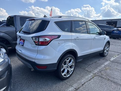 Used 2018 Ford Escape Titanium w/ Ford Safe & Smart Package FWD image 2