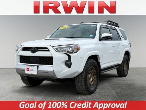 Used 2024 Toyota 4Runner TRD Off-Road Premium image 1