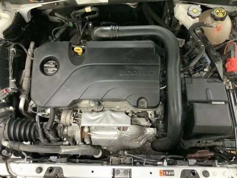 Used 2023 Chevrolet Malibu LT image 12