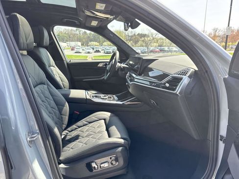 New 2026 BMW X7 xDrive40i w/ Executive Package AWD/4WD image 17